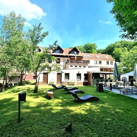 Rehlingen-Siersburg Restaurant Niedmuehle Land & Genuss Hotel מראה חיצוני תמונה